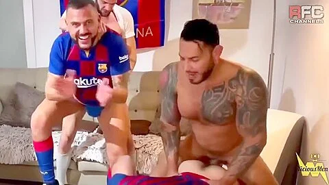 Kike Gil, Frank Valencia And Axel Max In Soccer Teams, Score Goals Susato, Viciou