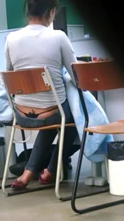 rica tanga de lejos