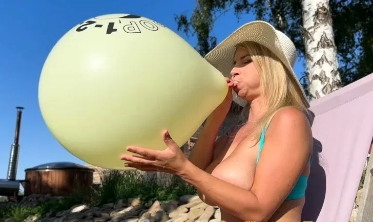 KaterinaHartlova Huge Balloon And Huge Boobs And Huge Boom