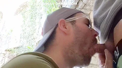 Un Touriste Francais Ce Fait Sucer Par Un Croate Dans Un Fort En Ruine