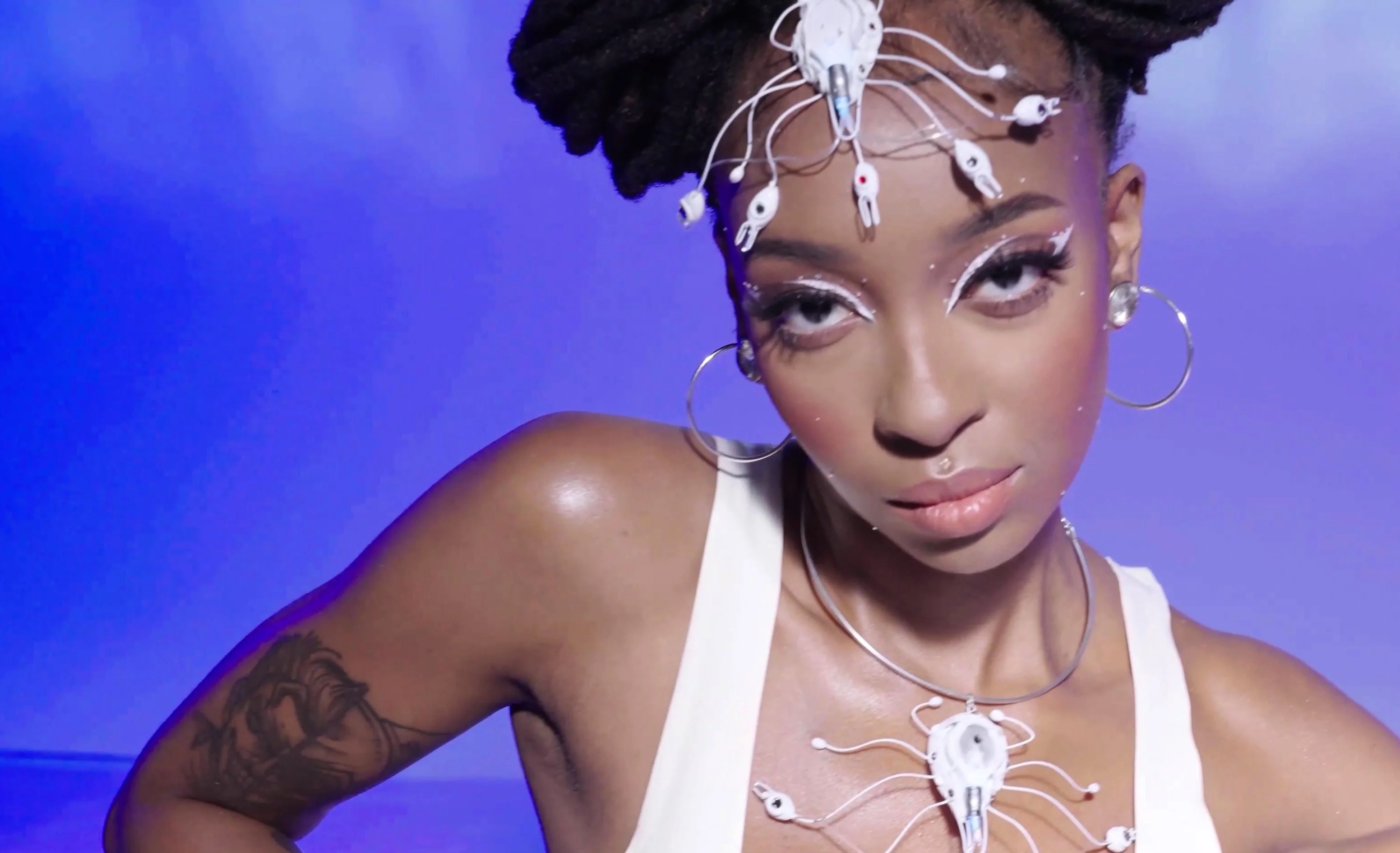 Big boobed ebony muse shows her passion