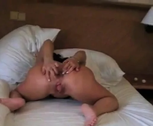 mature amateur anal self-enlaergement