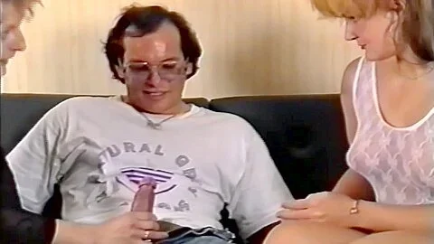 40 Plus Minus Die Kuraschs Familien Liebe (scene03)