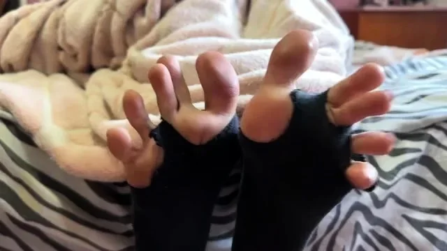 Rise of the Giantess - Napping Growth Spurt - Giantess