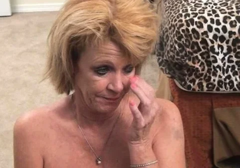 Fat mature blonde likes hardcore sex