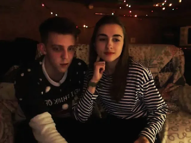 Small tit amateur teen doggystyle fucks a big cock