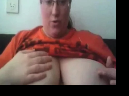 Bbw Play with Her Huge Fat Boobs