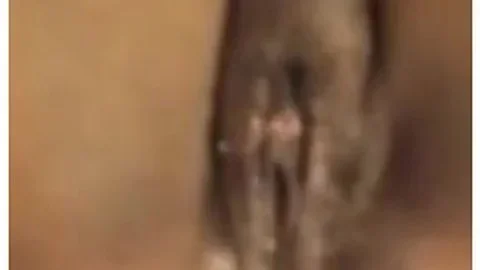 Jamaican Pussy Wet Clit Play