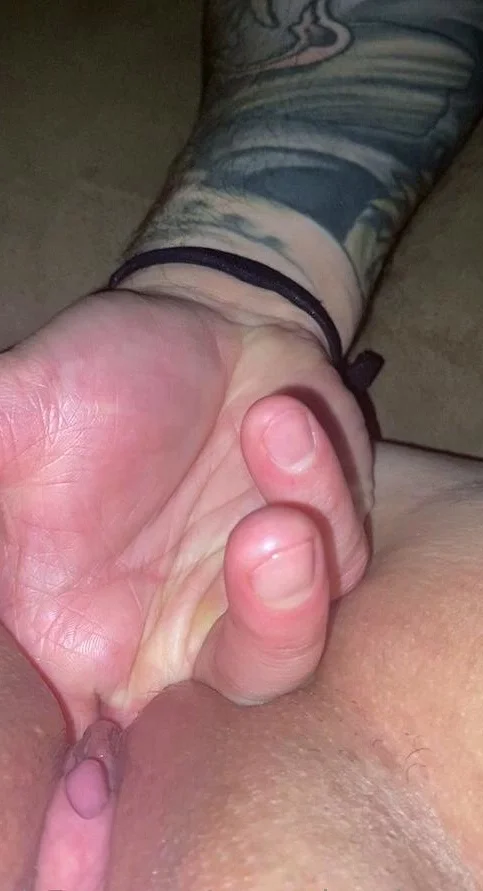 Glamour young amateur lesbos licking clit and fingering