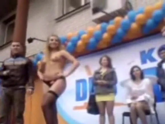Topless dance contest with ladies competing for prizes