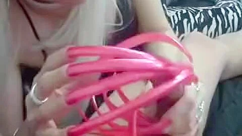 Oral-Service, Pink nailjob spunk fountain explosion