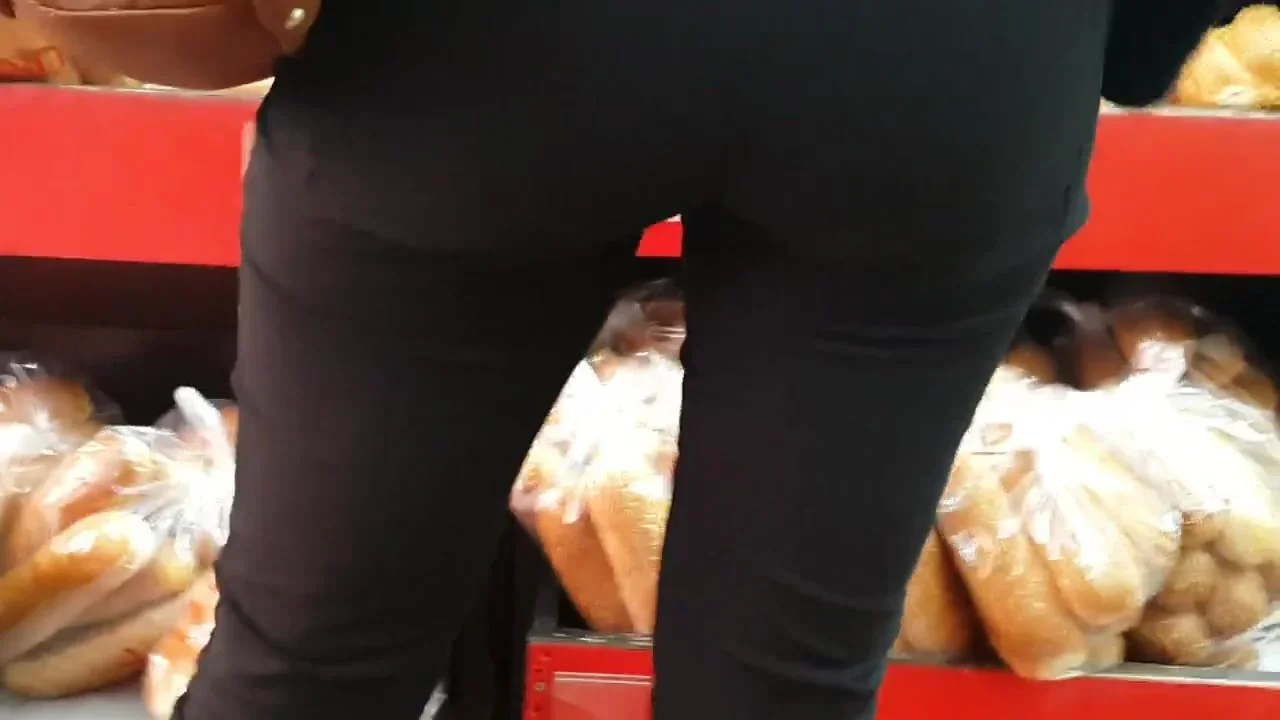 In the confectionery .