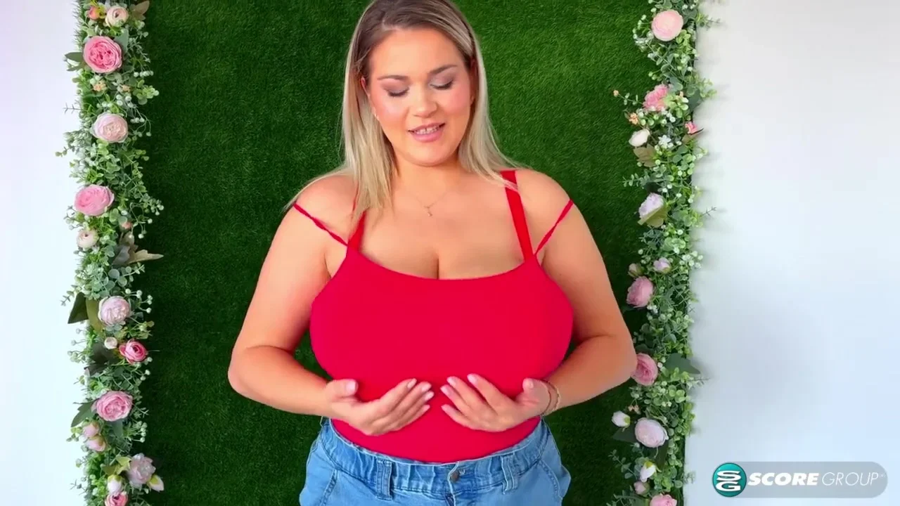 Erin Star: For Whom the Tits Clap