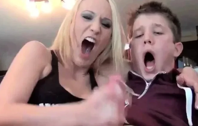 BLONDE HANDJOB HELP
