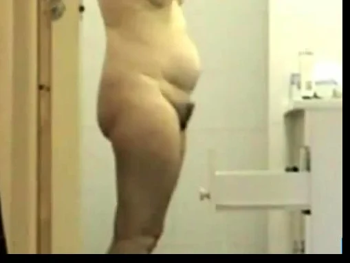 Mom after shower! Amateur!