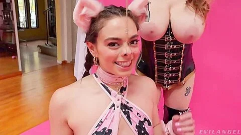Sheena Shaw And Sophia Burns