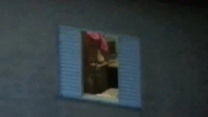 Flagras do YouTube - Mais uma vizinha