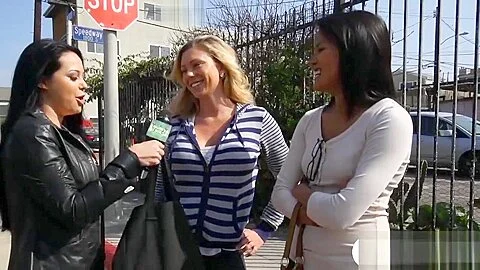 Two ladies pursuaded to masturbate pussies for money
