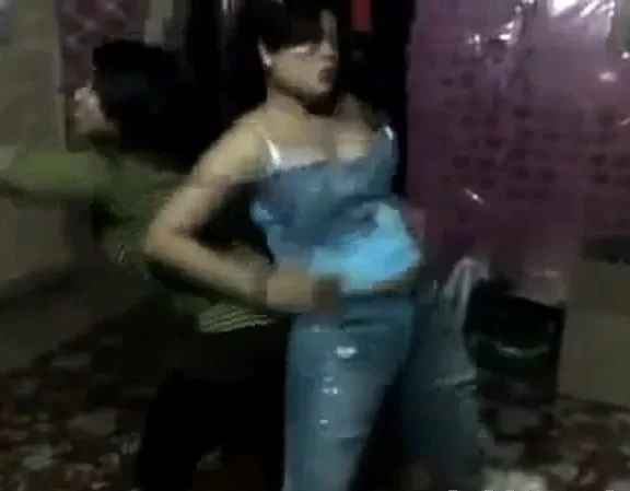indonesia- tante gatel