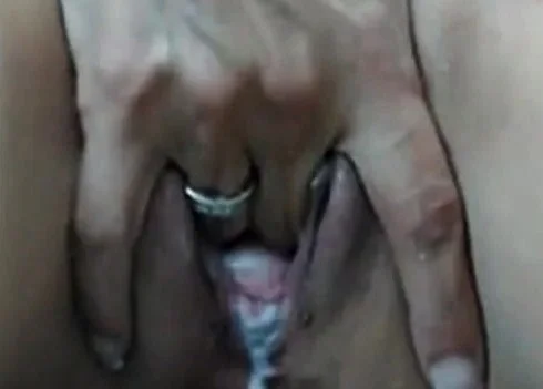Fingering loose creamy pussy webcam