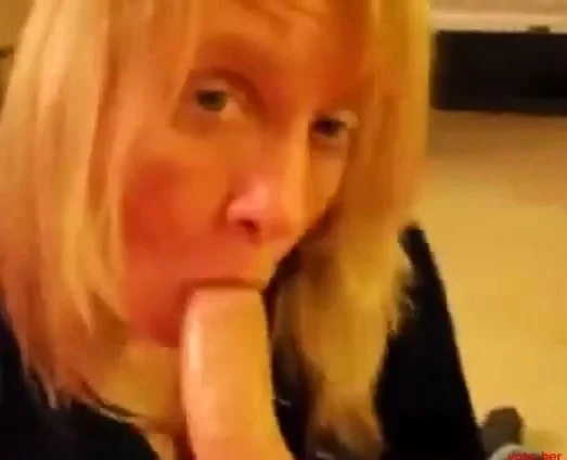 Mature Head #24 (Moaning Deepthroat)