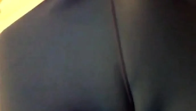 Petite babe fingers tight pussy in leggings