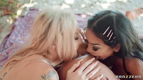 Luna Star, Cj Miles & Cassidy Luxe- Luna Star: Seduce A