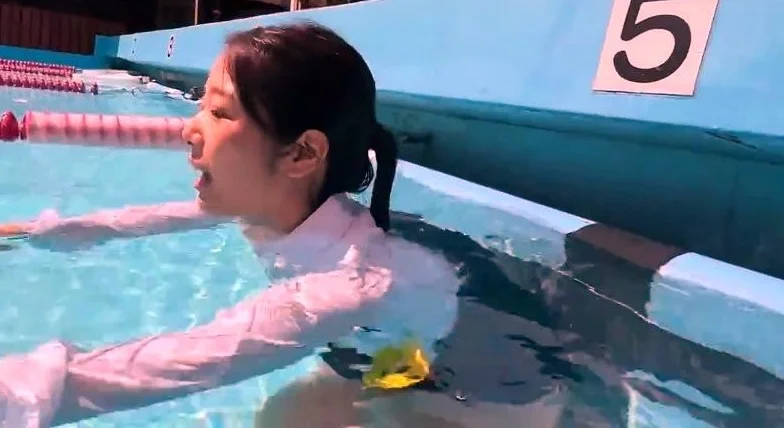 Amateur asian stepsister teen