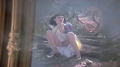 Snow White In And The Seven Dwarfs Porn Parody