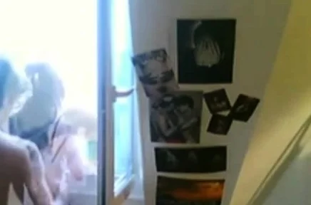 prise devant la fenetre