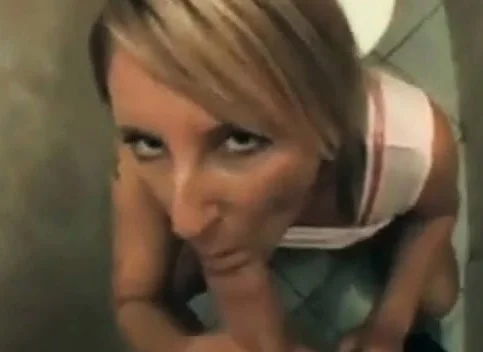 HT - Fucked for money in toilet