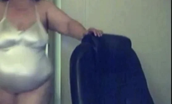 bbw granny in sexy satin body