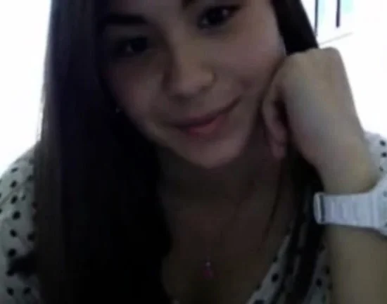 Asian Filipina girl show