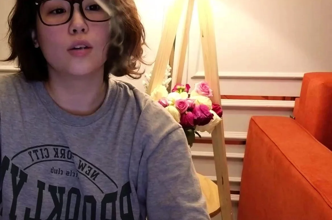 Webcam MILF Beauty Masturbating