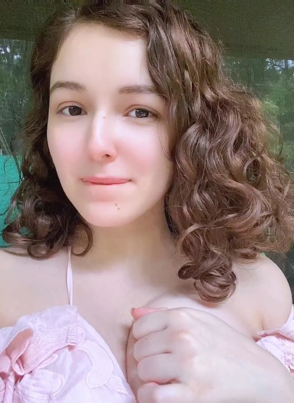 Brunette Solo Webcam Masturbation
