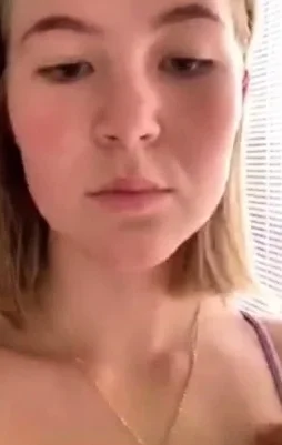 Trying on Bikini, 20 year old, spring break