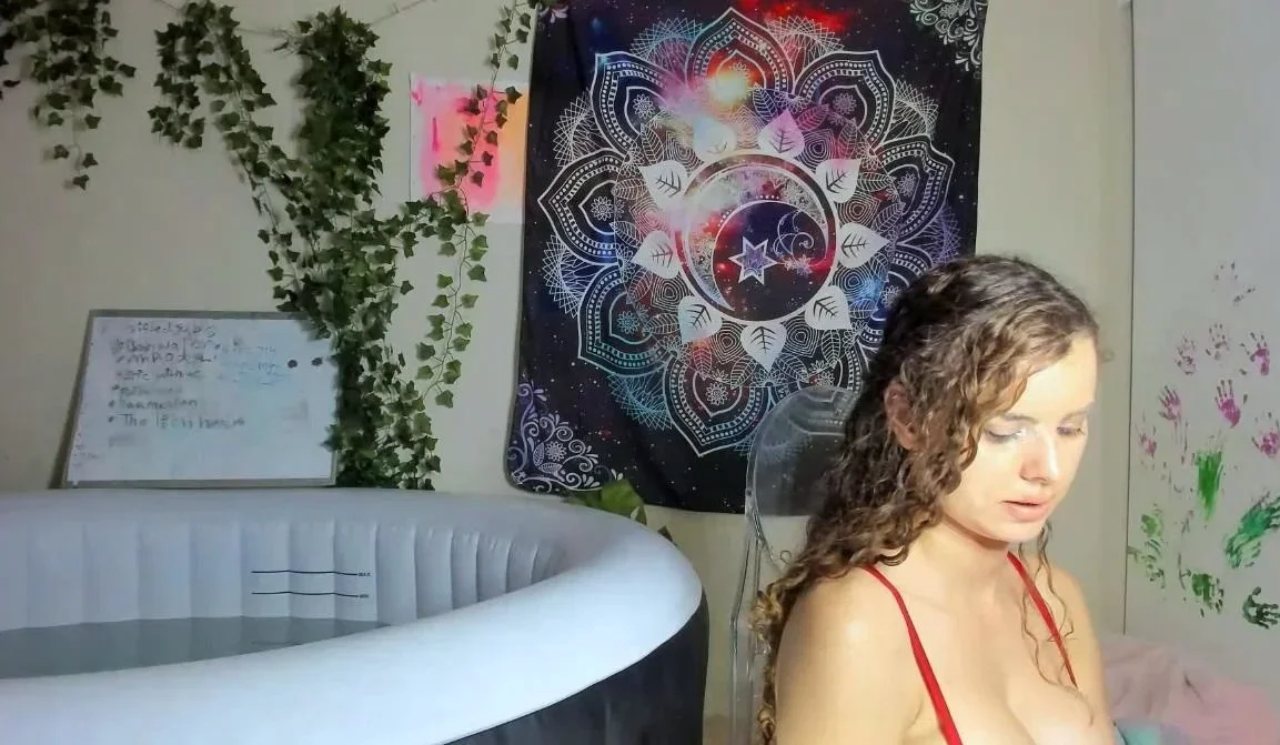 Kinky brunette wears stockings and masturbates rough