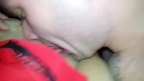 Professional pussy eater