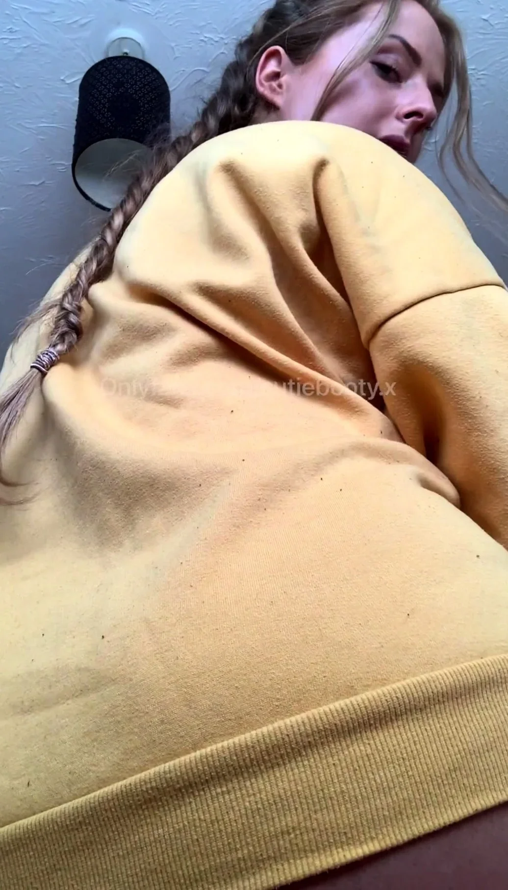 Amateur Anal Fun with Sex Toys