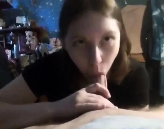 Blonde girl makes you cum with her mouth