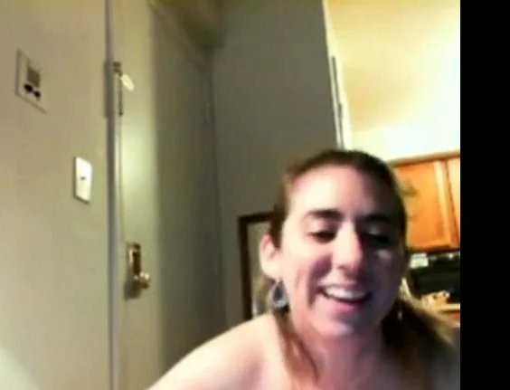Pizza Flash webcamgirlCG