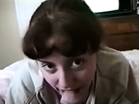 An Amateur Who Genuinely Loves Sucking Cock & Swallowing Cum