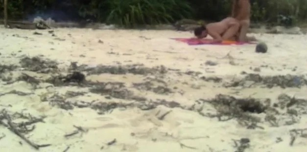 Hidden beach love motion