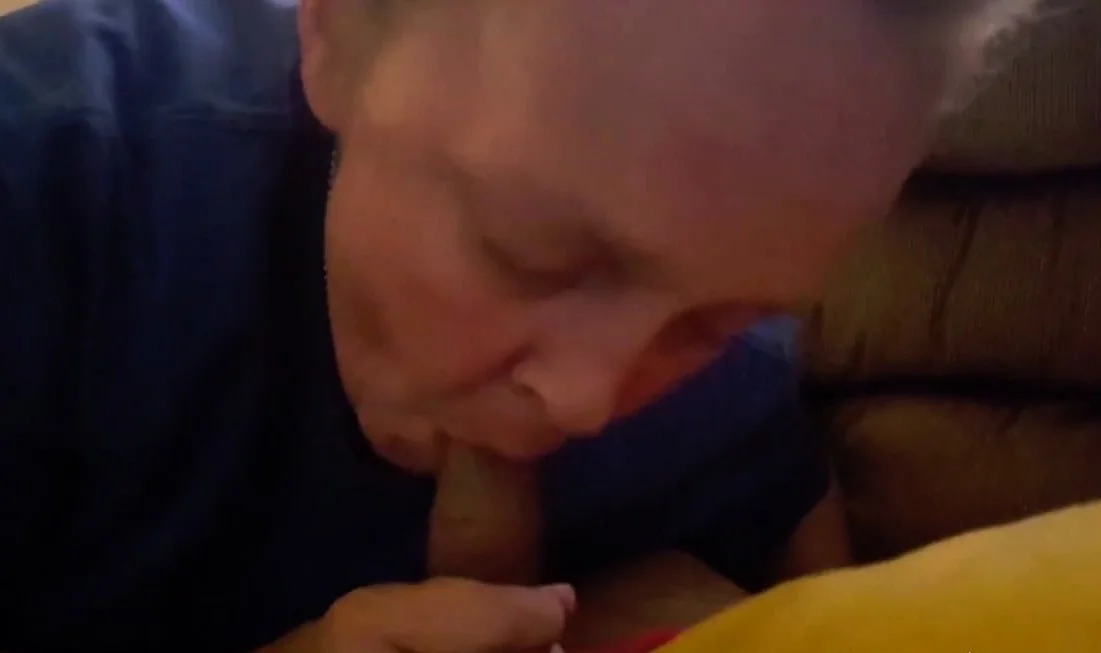 Frtiend's mother is a cocksucking addict