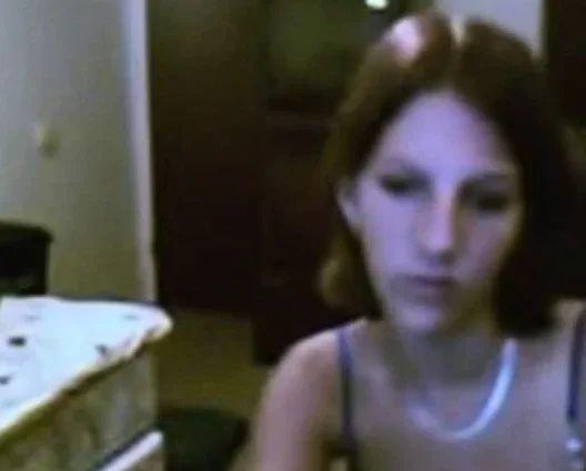 Redhead girl shaves her pussy
