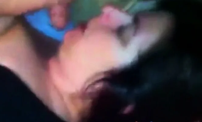 Jewish Bbw girl gives good blowjob and swallows
