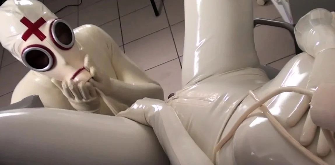 Solo fetish hoe toys her pussy with cucumber and loves it