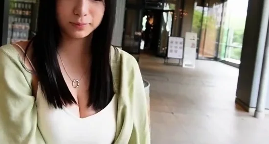 Omege japanese girl with big boobs on cams