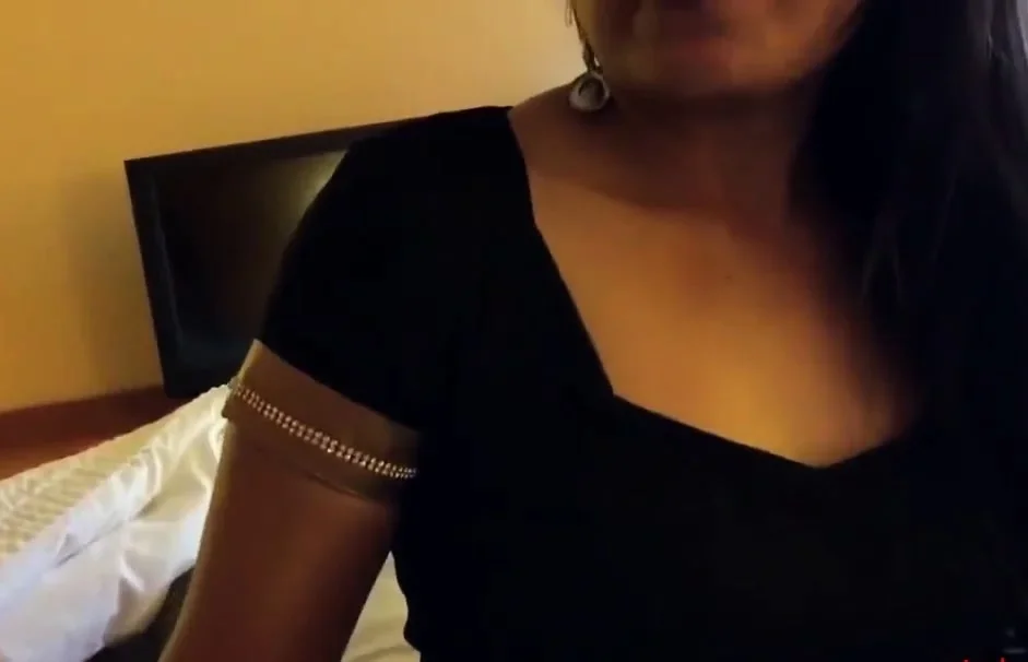 Beautiful Indian Girl Sucking Cock