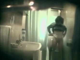 Room mate doing pee